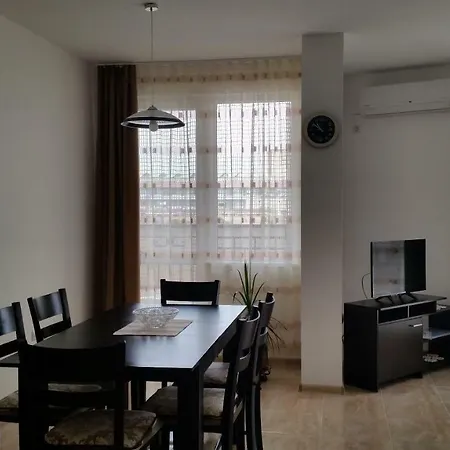 Geniko Apartmán